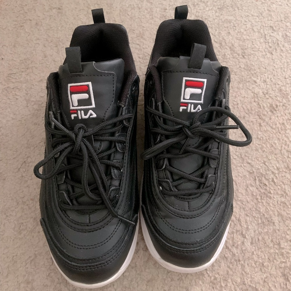 Black FILA Tennis Shoe/Sneakers